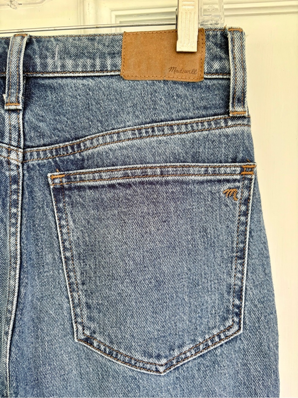 Madewell High-Rise Slim Straight Jeans in Medium Blue - Picture 7 of 9